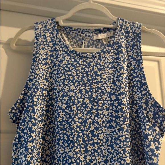 CHAUS NY Blue and White Floral Women's Top - Picture 4 of 7